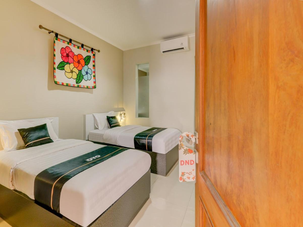 Collection O 3945 Bale Tardian Syariah Hotel Melati Eksteriør billede